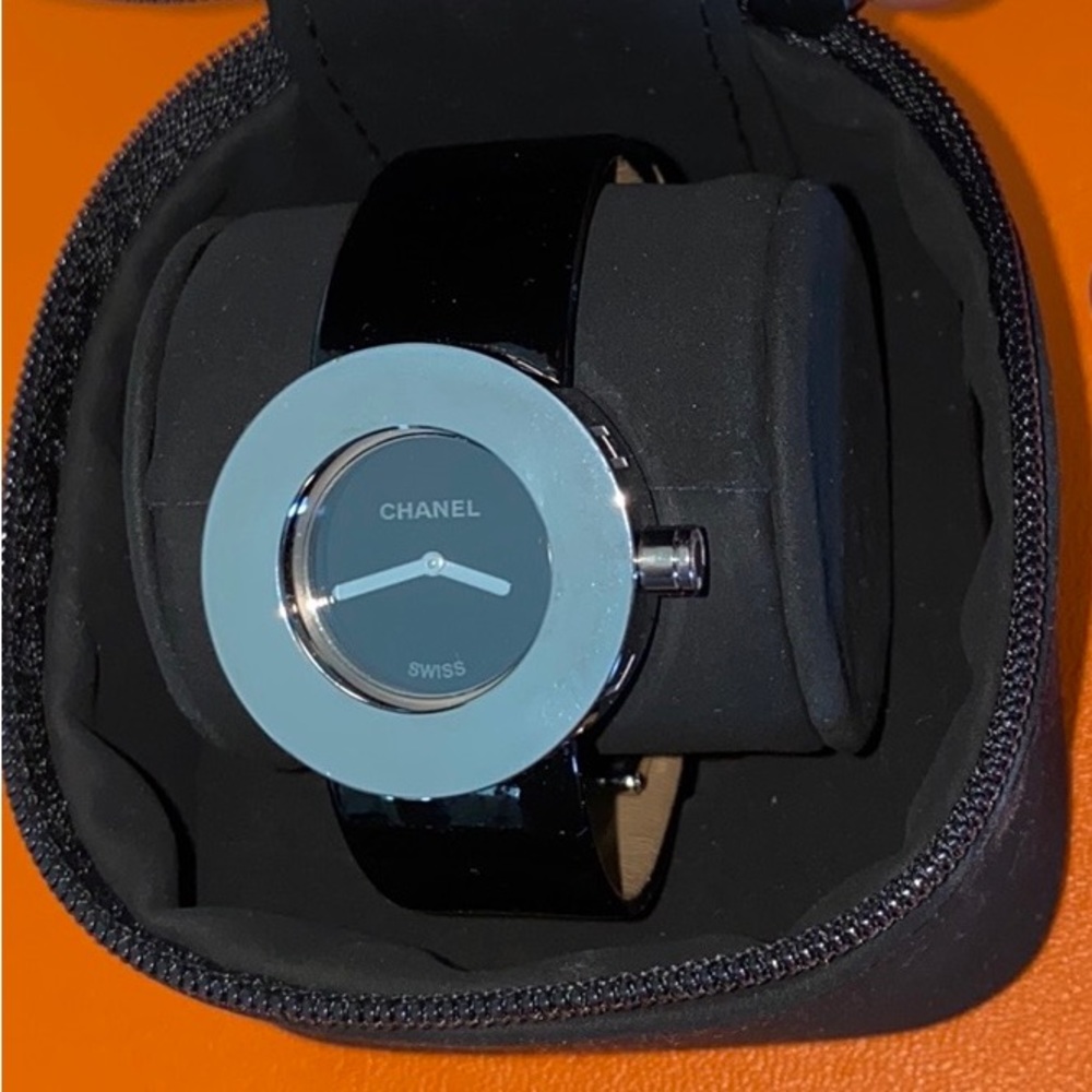 Chanel Watch - Picture 4 of 8